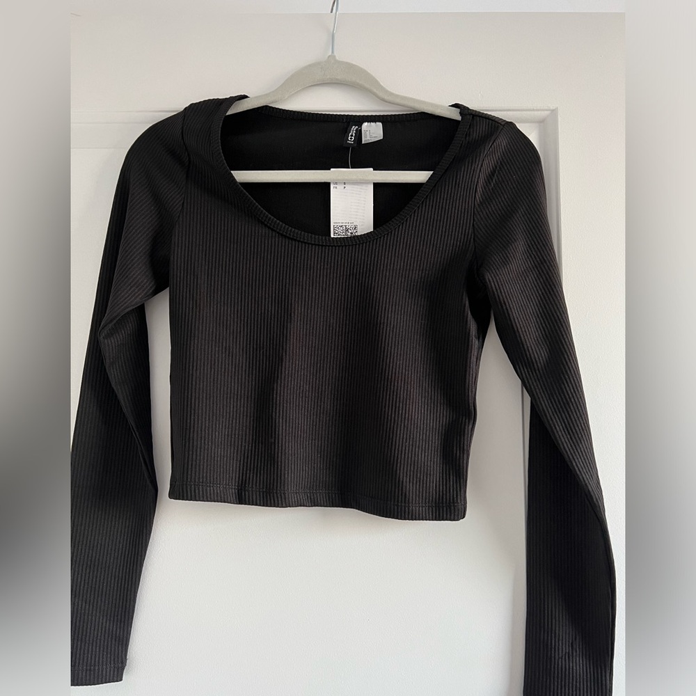 H&M ribbed crop top